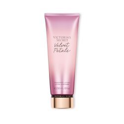 Victoria's Secret Velvet Petals Testápoló 236ml
